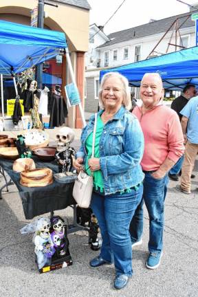 Nancy and Bob Woods of Newton.