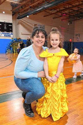 Jenna and Leila Baez