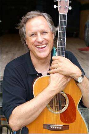 Tom Chapin coming to the Growing Stage