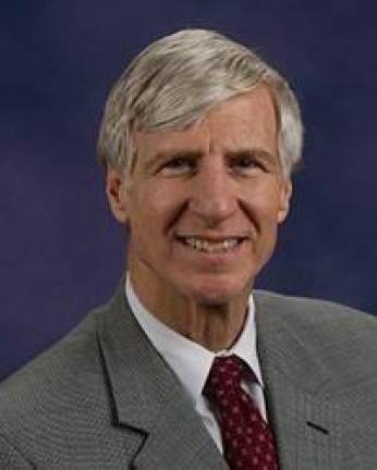 During his time working at the CDC’s Endemic Intelligence Service, Dr. Donald Thomas Allegra traveled the world investigating infectious disease outbreaks. Now, he is leading Newton Medical Center through the COVID-19 pandemic as the hospital’s head of infectious diseases.