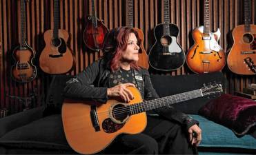 <b>Rosanne Cash will be joined by her husband and collaborator, John Leventhal, on Sunday night at the Newton Theater. (Photo courtesy of Rosanne Cash)</b>