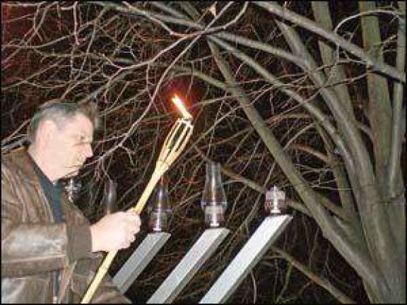 Public menorah lighting ceremonies to illuminate Hanukkah