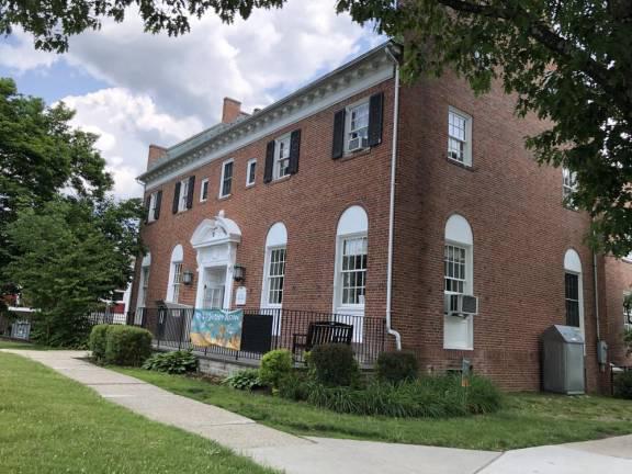 <b>Dennis Library in Newton. (File photo by Kathy Shwiff)</b>