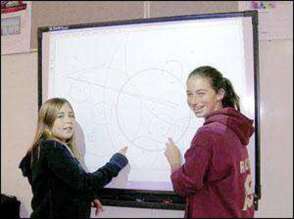 Giant Etch-a-Sketch' brings a new dimension to math education at Halsted
