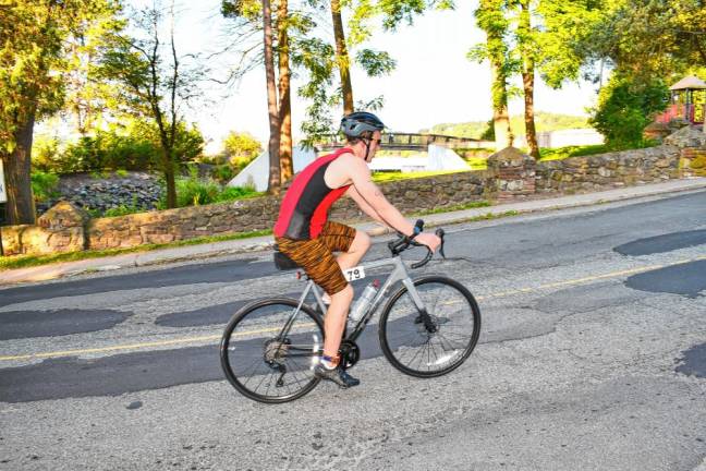 Photos: Pass It Along’s Triathlon