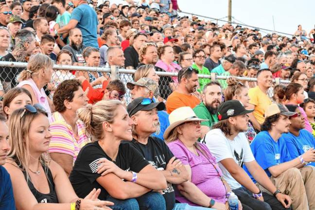 <b>Crowd at the Demolition Derby. (Photo by Maria Kovic)</b>