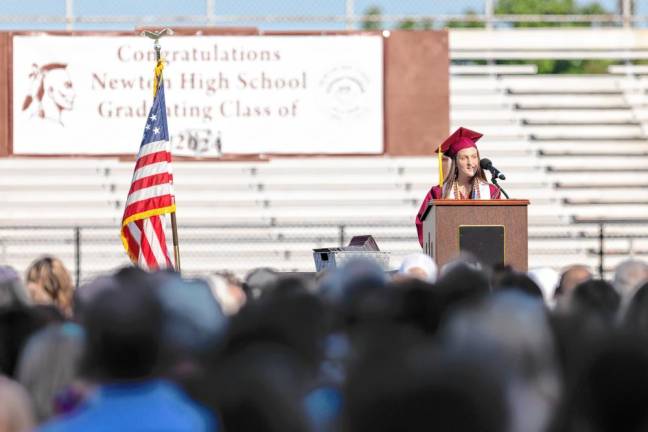 Valedictorian Jocelyn Reynolds speaks at graduation.