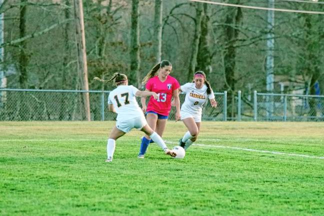 Kittatinny's Sienna Templeton (13) battles Cresskill's Rita Reznik and Ella Dimitriadis for control of the ball. Templetom scored one goal and made two assists.