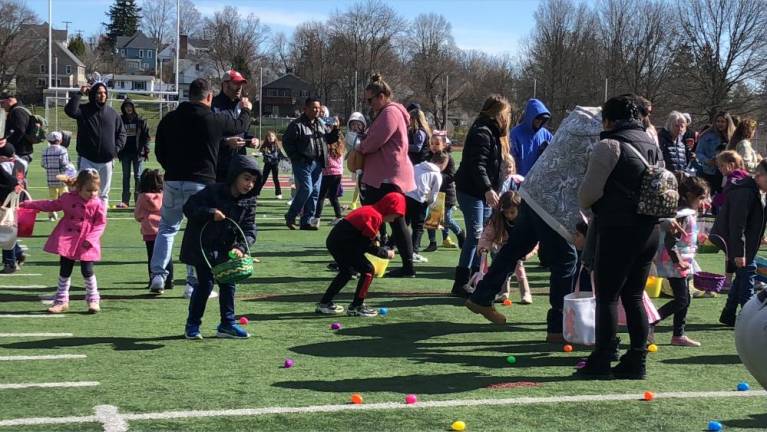 Easter egg hunt in Newton