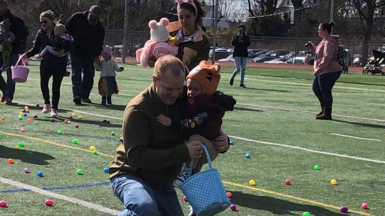 Easter egg hunt in Newton